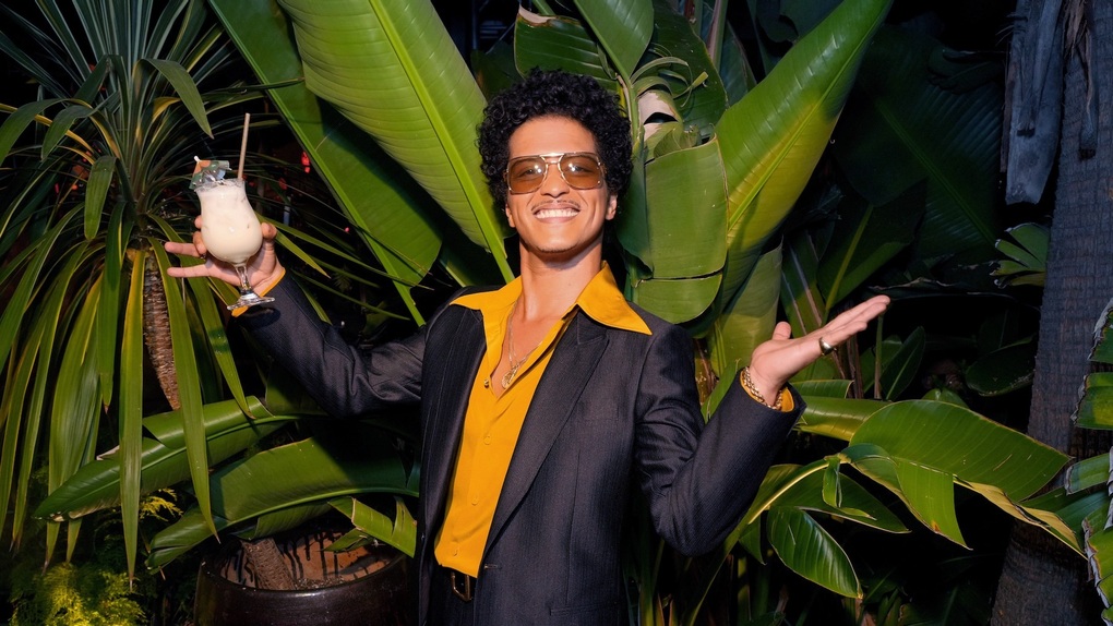 Ca sĩ Bruno Mars bất ngờ bị đồn nợ 50 triệu USD vì cờ bạc - 2 Ca sĩ Bruno Mars bất ngờ bị đồn nợ 50 triệu USD vì cờ bạc - 2