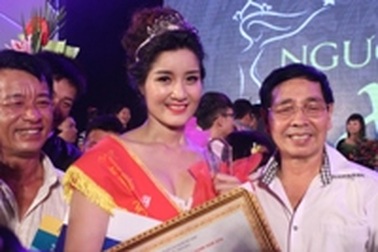 Nguyễn Khánh Huyền đăng quang Người đẹp xứ Thanh 2014 