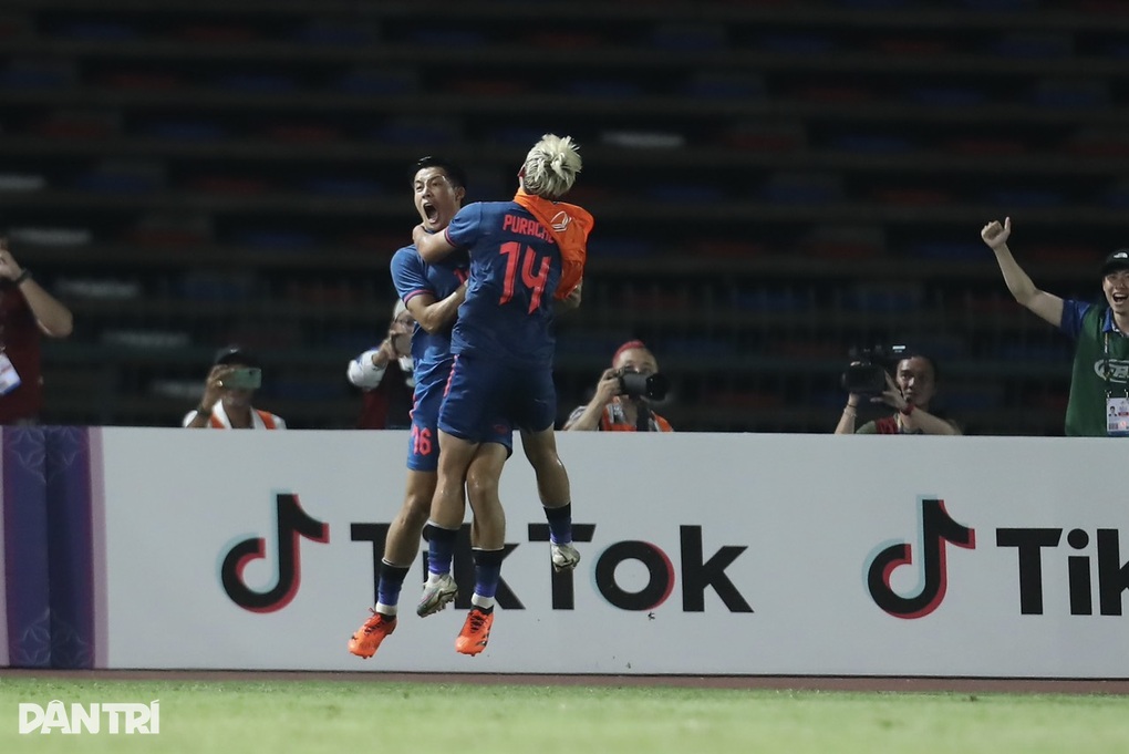 Đè bẹp U22 Myanmar, U22 Thái Lan chạm trán Indonesia ở chung kết - 1 Đè bẹp U22 Myanmar, U22 Thái Lan chạm trán Indonesia ở chung kết - 1