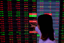 VN-Index thủng 1.260 điểm, bào mòn tài khoản nhà đầu tư