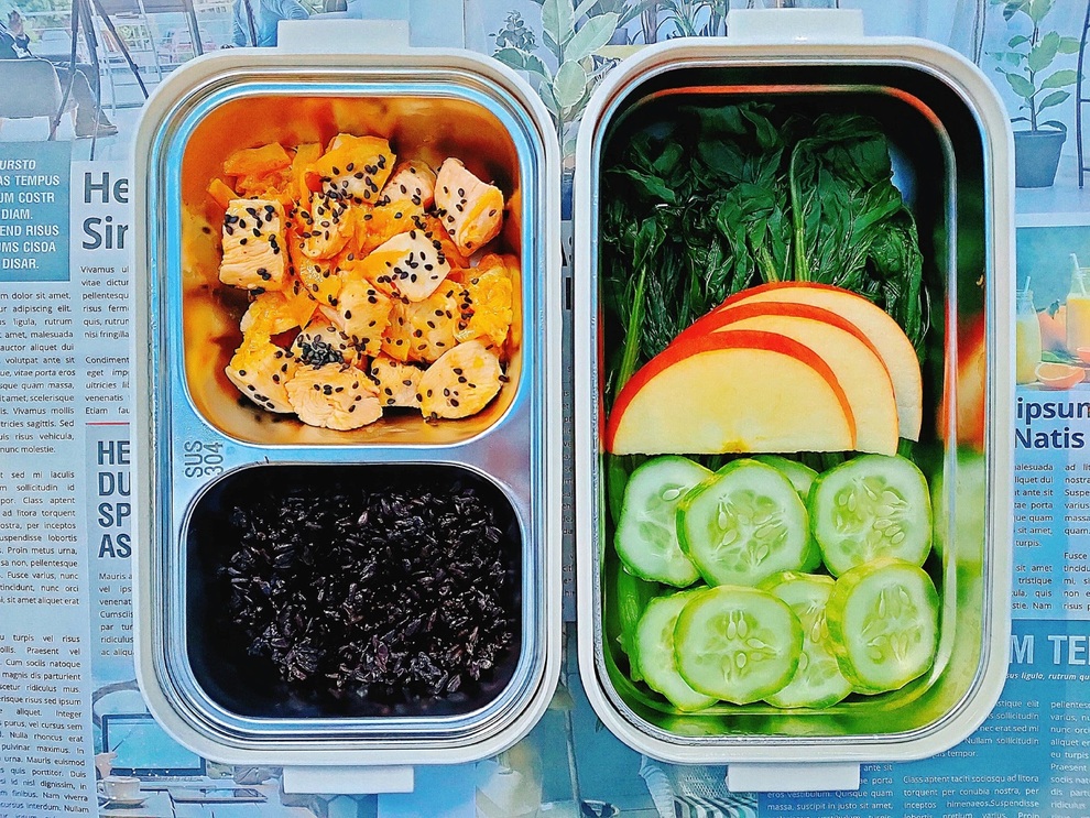 Những hộp cơm eat clean sắc màu, đủ chất dinh dưỡng của cô gái văn phòng - 1 Những hộp cơm eat clean sắc màu, đủ chất dinh dưỡng của cô gái văn phòng - 1