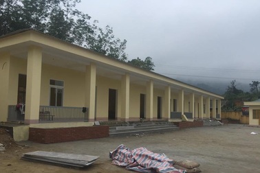 Thanh Hóa: Công trình trường học vừa thi công vừa bị “rút ruột”?