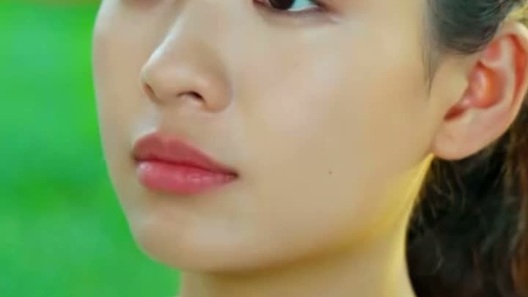 Lưu Ly "gây thương nhớ" khi đóng vai nàng thơ phim học đường
