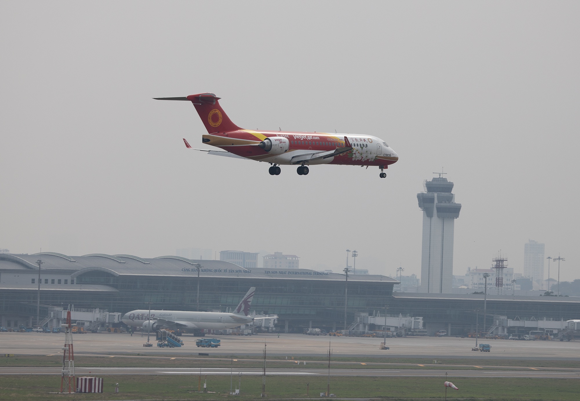 Vietjet muốn khai thác máy bay made in China nhưng phải chờ đợi - 1