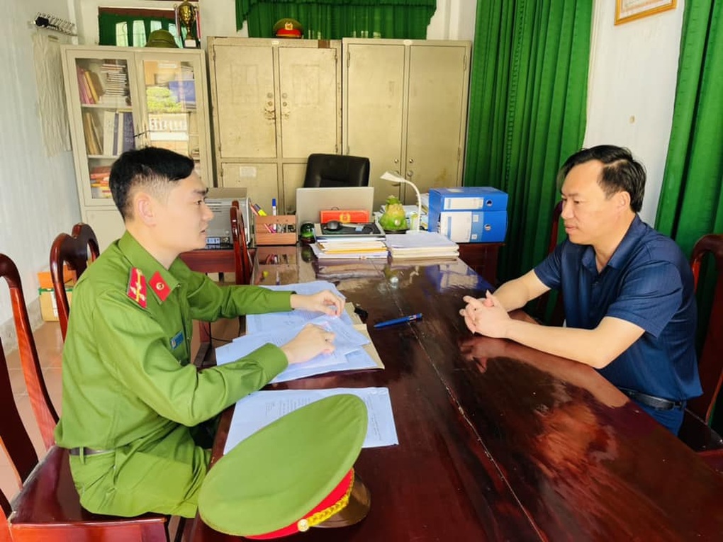 Khởi tố cán bộ địa chính nhận bồi dưỡng 100 triệu đồng - 1 Khởi tố cán bộ địa chính nhận bồi dưỡng 100 triệu đồng - 1