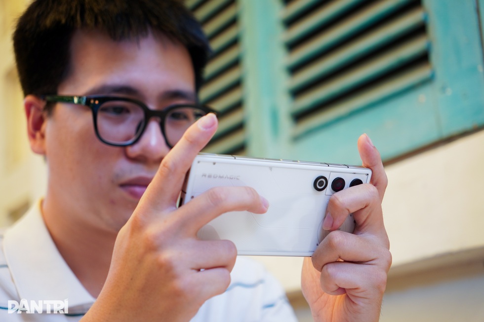Đánh giá REDMAGIC 11 Air, đối thủ của Samsung Galaxy S25 FE, OPPO Reno15 - 21 Đánh giá REDMAGIC 11 Air, đối thủ của Samsung Galaxy S25 FE, OPPO Reno15 - 21