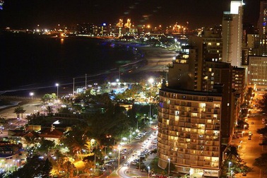 Nhu cầu chiếu sáng tăng - Đèn năng lượng mặt trời dần trở thành xu hướng