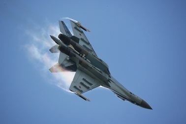 Phi công Nga luyện tập tiếp nhiên liệu trên không cho chiến đấu cơ Su-30SM