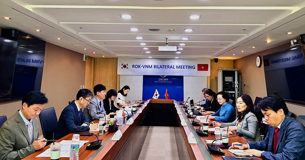 Bộ trưởng Bộ Nội vụ hội đàm về hợp tác lao động với Bộ trưởng Hàn Quốc - 2