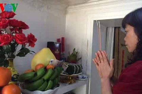 Những người gìn giữ hương vị Tết cổ truyền Việt Nam ở Bắc Kinh