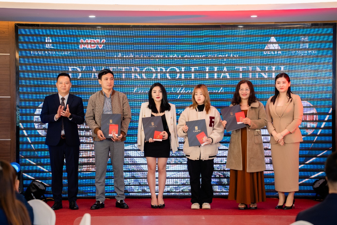 Lancio della prima fase di vendita per gli appartamenti di lusso DMetropole - 4 Mở bán đợt 1 dự án chung cư DMetropole Luxury Apartments - 4