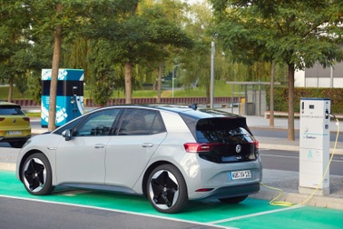 94% ô tô bán ra ở thị trường này là xe điện, năm sau có thể đạt 100%