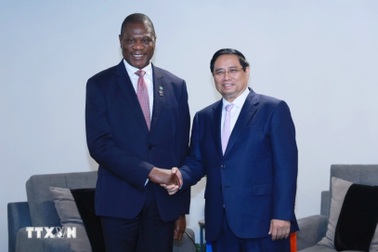 Thủ tướng Phạm Minh Chính tiếp Phó Tổng thống Cộng hòa Nam Phi Paul Mashatile