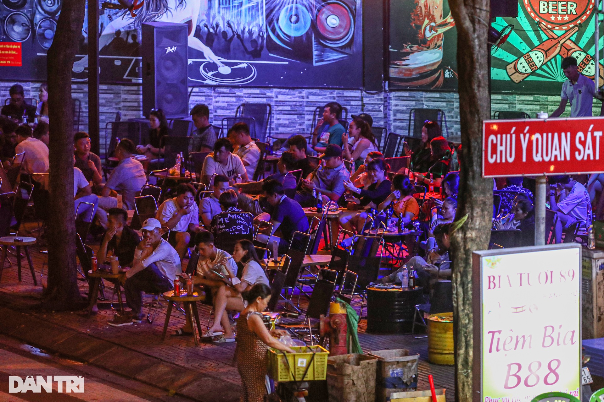 Những tuyến đường dày đặc quán nhậu ở TPHCM - 8 Những tuyến đường dày đặc quán nhậu ở TPHCM - 8