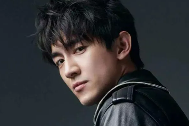 Lâm Canh Tân - Mỹ nam đào hoa bậc nhất làng giải trí Hoa ngữ