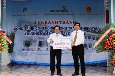 Vietcombank tài trợ hơn 20 tỷ đồng cho công tác an sinh xã hội tại miền Trung