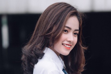 Ai bảo con gái sở hữu răng khểnh không đáng yêu nào...