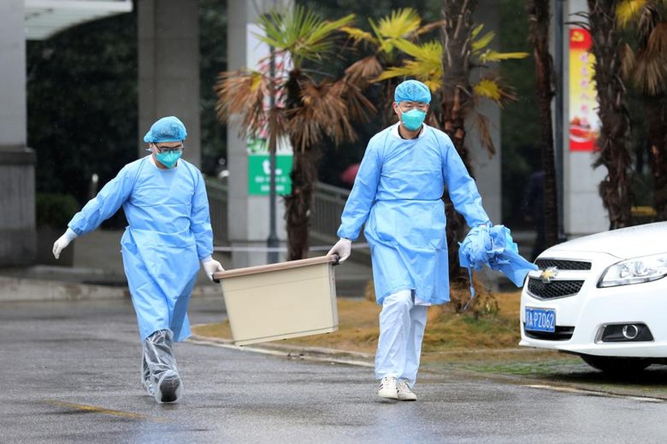 Trung Quốc “quay cuồng” vì virus Vũ Hán - 8 Trung Quốc “quay cuồng” vì virus Vũ Hán - 8