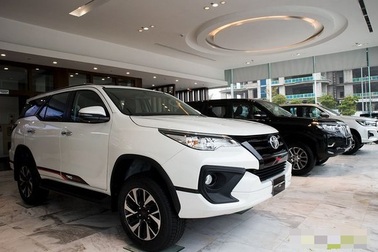 Covid-19 khiến xe nhập giảm "sốc" 6.000 chiếc, giá tăng trăm triệu đồng