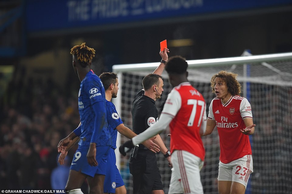 Thi đấu với 10 người, Arsenal vẫn ép Chelsea phải chia điểm - 5 Thi đấu với 10 người, Arsenal vẫn ép Chelsea phải chia điểm - 5