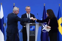 Thụy Điển và Phần Lan rục rịch gia nhập NATO