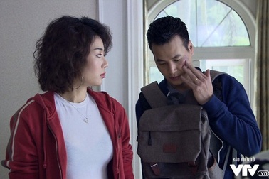 Khải “sở khanh” lo sợ bị bà vợ ghê gớm Phan Hương đánh bầm dập