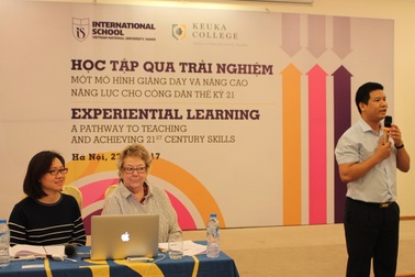 Sinh viên học trải nghiệm từ rửa xe, bán đồ uống, nấu cháo từ thiện