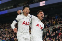 Tottenham "thổi lửa" cho đại chiến Man Utd - Man City
