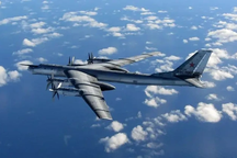 Mỹ điều tiêm kích, chặn máy bay ném bom Nga áp sát không phận