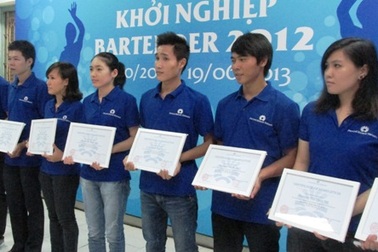 84 học sinh khó khăn tốt nghiệp nghề Bartender