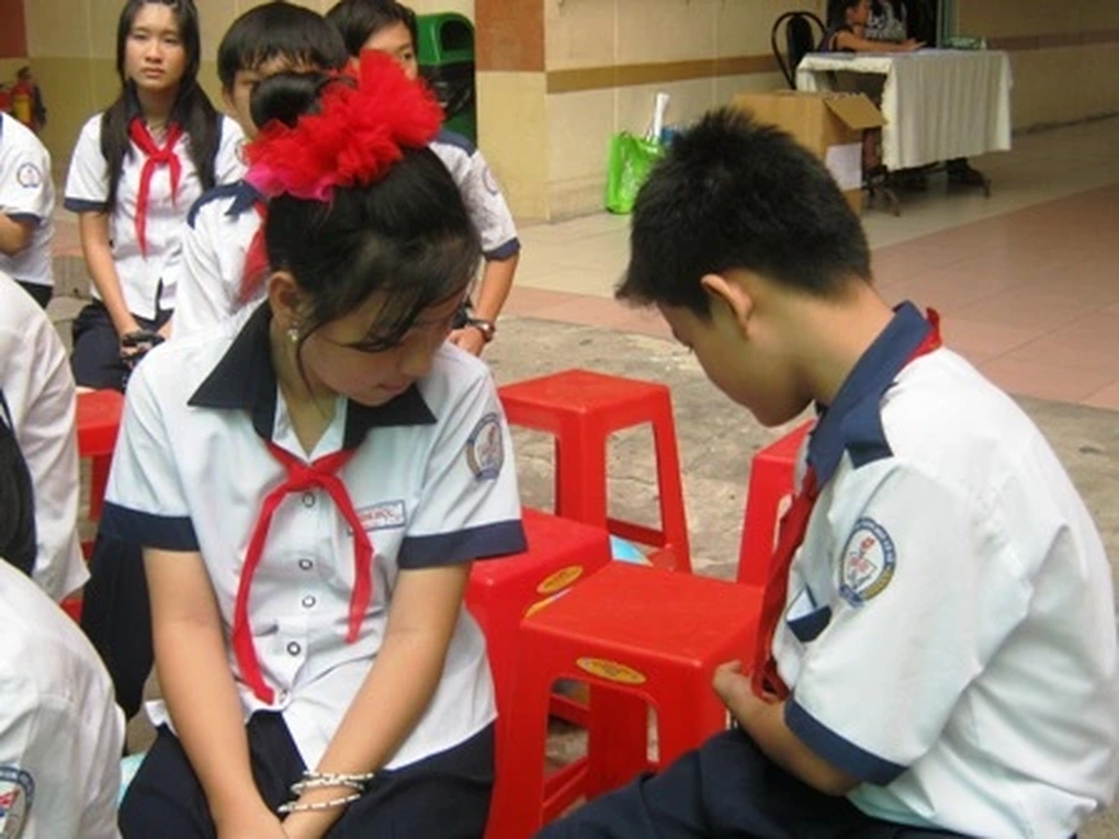 Bí mật động trời của con gái 16 tuổi xin mẹ đừng bắt phá thai - 4 Bí mật động trời của con gái 16 tuổi xin mẹ đừng bắt phá thai - 4