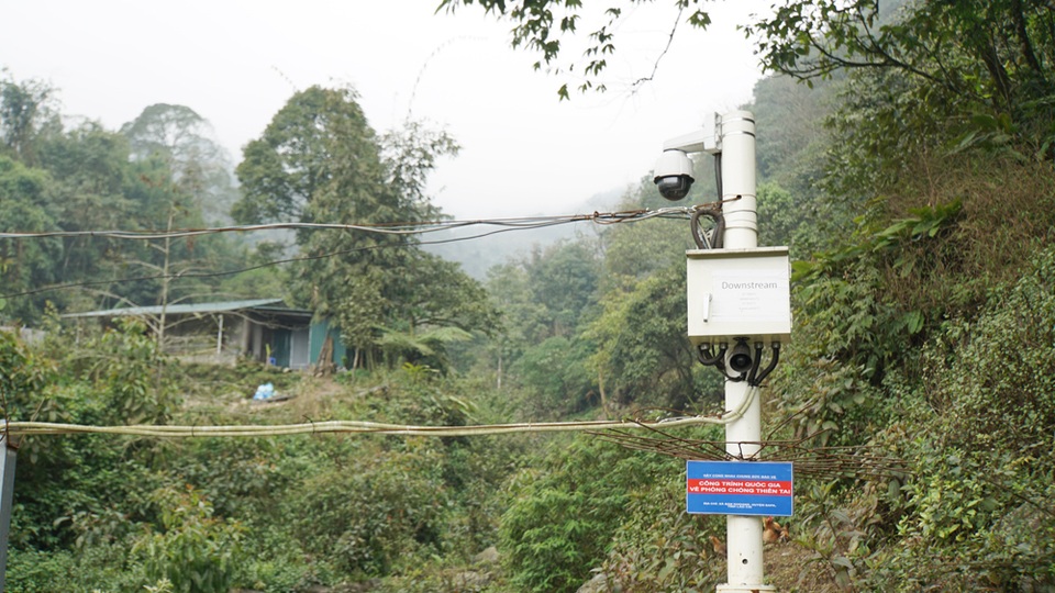 Cận cảnh công trình cảnh báo sớm sạt lở đất, đá ở Lào Cai - 9 Cận cảnh công trình cảnh báo sớm sạt lở đất, đá ở Lào Cai - 9