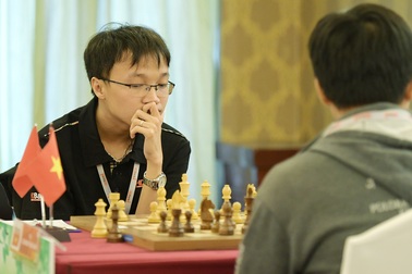 Trường Sơn hoà trong ngày khai mạc giải cờ vua quốc tế HDBank 2019