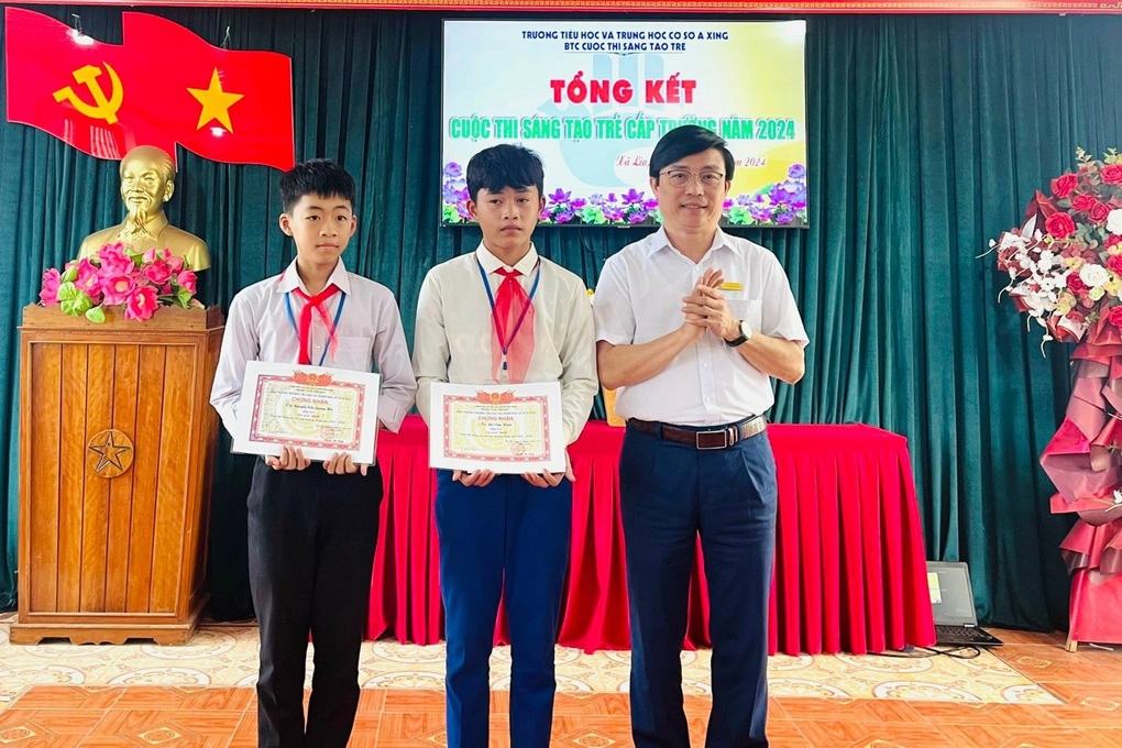 Nam sinh vùng cao đọc rap tuyên truyền phòng, chống tảo hôn gây bão mạng - 2 Nam sinh vùng cao đọc rap tuyên truyền phòng, chống tảo hôn gây bão mạng - 2