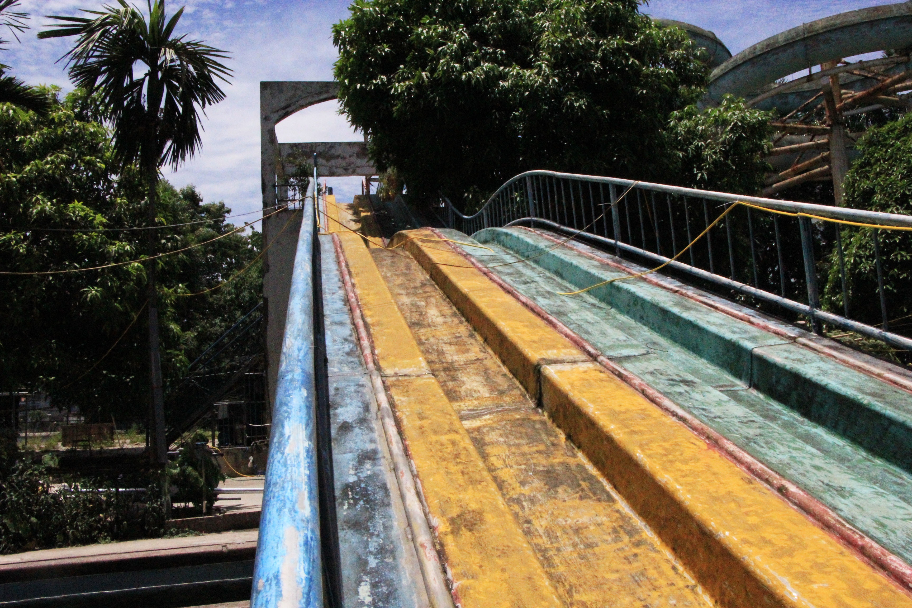 Toàn cảnh công viên nước giữa Thủ đô bị bỏ hoang suốt 13 năm - 5