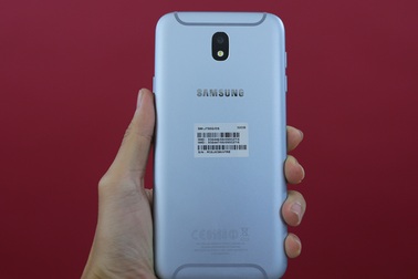 Đập hộp Galaxy J7 Pro mới nhất của Samsung tại Việt Nam