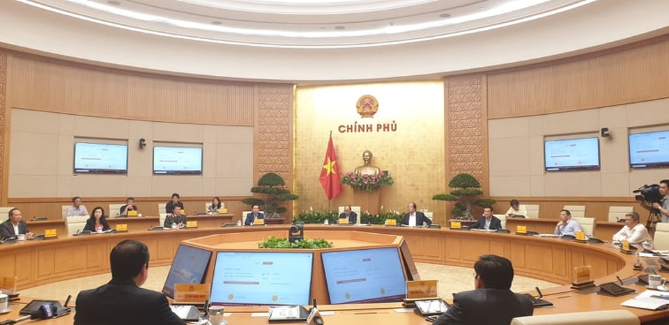 Thủ tướng: Xử phạt giao thông, sao chỉ Việt Nam thu bằng lái? - 1 Thủ tướng: Xử phạt giao thông, sao chỉ Việt Nam thu bằng lái? - 1