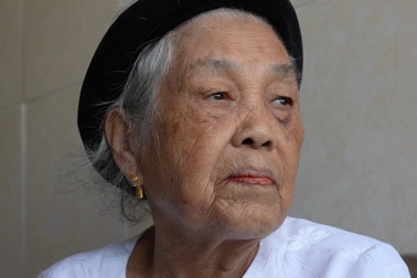 Phóng sự về Mẹ Việt Nam Anh hùng Trần Thị Huyến gây xúc động