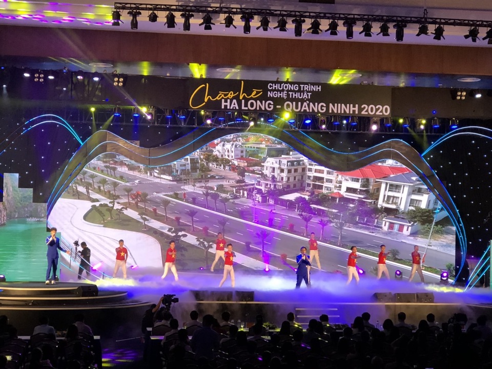 Rực rỡ chương trình Chào hè Hạ Long 2020, kích cầu du lịch - 1 Rực rỡ chương trình Chào hè Hạ Long 2020, kích cầu du lịch - 1