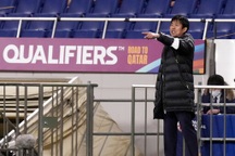 HLV Nhật Bản không hài lòng sau trận hòa đội tuyển Việt Nam