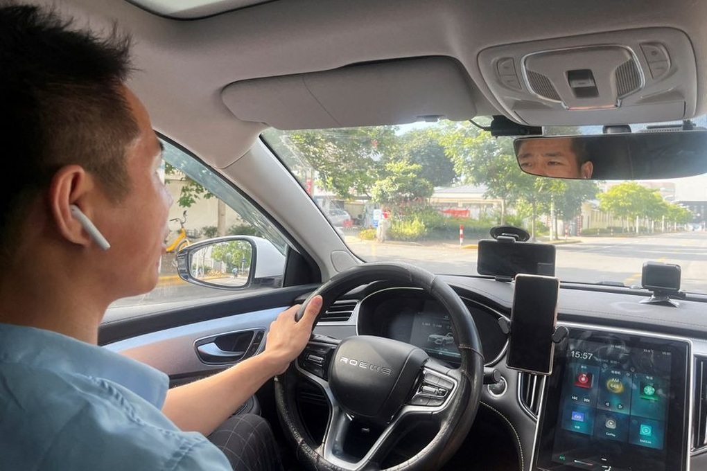 Kinh tế Trung Quốc khó khăn, lái xe công nghệ phát khóc - 1 Kinh tế Trung Quốc khó khăn, lái xe công nghệ phát khóc - 1