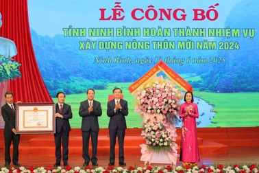 Ninh Bình hoàn thành nhiệm vụ xây dựng nông thôn mới sau 15 năm xây dựng