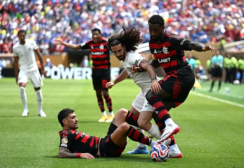 Xác định hai CLB đầu tiên giành vé đi tiếp ở FIFA Club World Cup - 2 Xác định hai CLB đầu tiên giành vé đi tiếp ở FIFA Club World Cup - 2