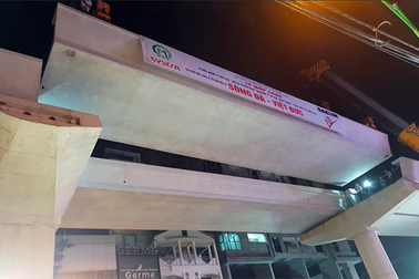 Hợp long toàn tuyến trên cao đường sắt ga Hà Nội - Nhổn