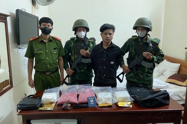 Đột kích khách sạn, tóm gọn người nước ngoài cùng lượng lớn ma túy