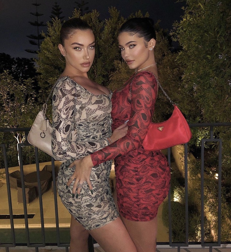 Bạn thân bốc lửa của Kylie Jenner quá khác lạ khi thiếu son phấn - 7 Bạn thân bốc lửa của Kylie Jenner quá khác lạ khi thiếu son phấn - 7
