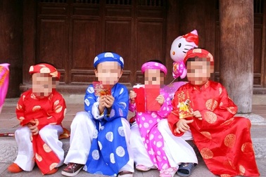 Sau Tết, trẻ rủng rỉnh tiền lì xì, dạy con cách chi tiêu thế nào cho đúng?