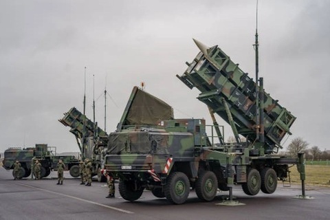 Mỹ hoãn chuyển tên lửa Patriot cho Ukraine, tin tình báo nghi lại gián đoạn