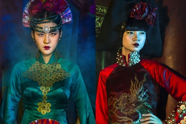 Hạ Vy, Phan Hà Phương khiến du khách quốc tế trầm trồ với áo dài cổ