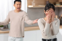 Tôi bàng hoàng khi thấy cách chồng lưu tên mình trong điện thoại